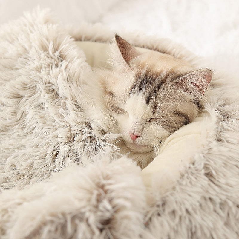 Cama semicerrada y cálida para gatos